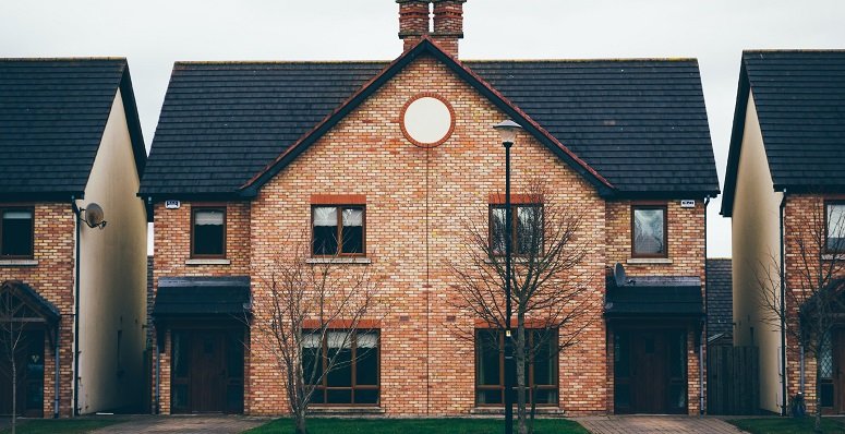 House price growth slows in March
