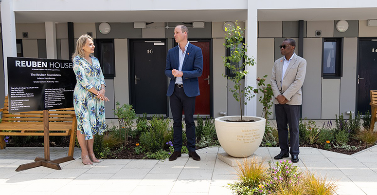 Chilstone donates handmade planter to new Centrepoint house