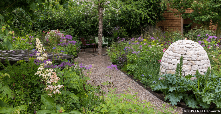 Founder of Horatio’s Garden awarded Elizabeth Medal of Honour by the RHS