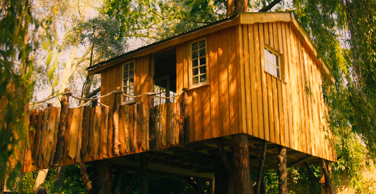 Trex team up with Deckmasters to create Mulberry House’s latest hidden gem